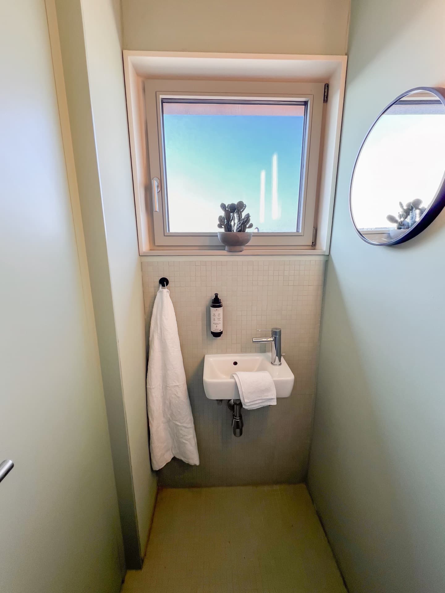 Badezimmer view 2